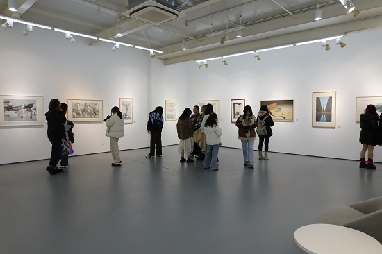 版印·最江南——長三角水印版畫交流展在滬揭幕，聯動文化藝術新篇章